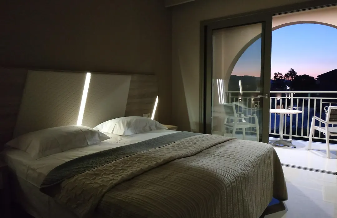 Eleni'S Garden & Castello Suites-1