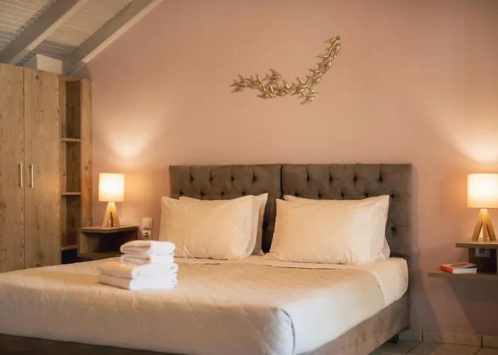 Koukos Loft Apartments Τσιλιβί