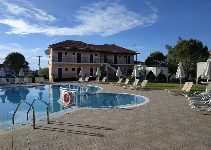 Eleni'S Garden & Castello Suites Alykanas 