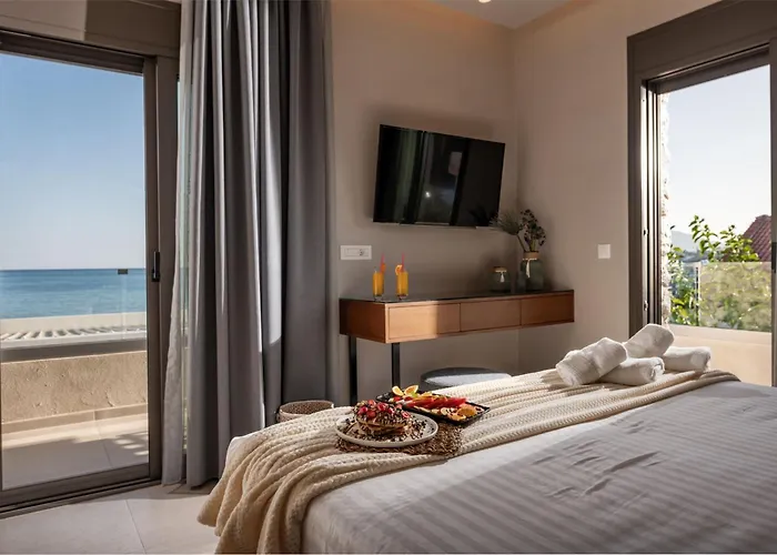 Horizon Apartments - Beachfront Luxury, By Zantewize Laganas