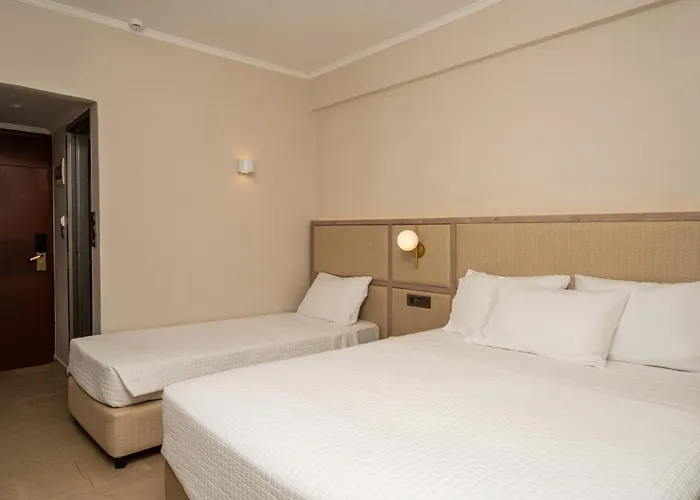 Pet friendly Karras Grande Resort Planos 