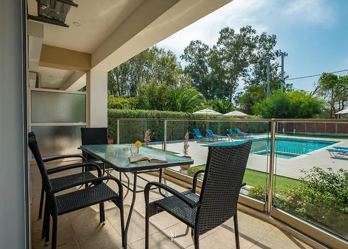 Nancy'S Budget Villa With Pool & Jacuzzi By "Elite" Laganas