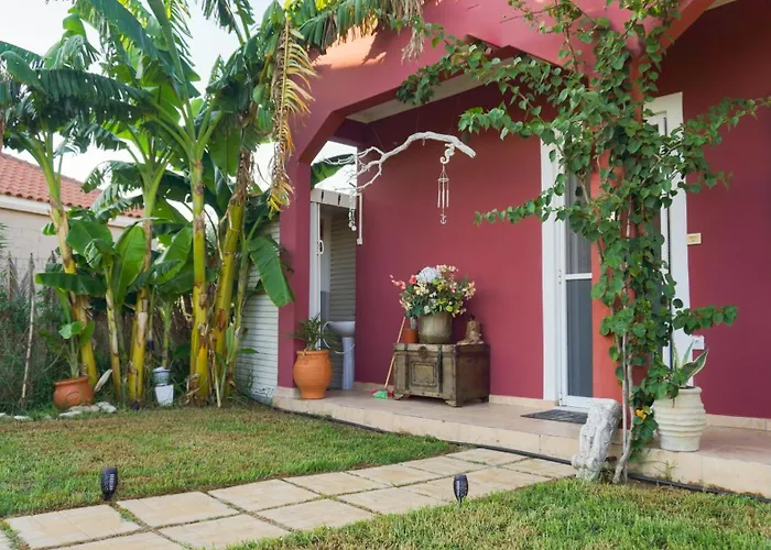 Pet friendly Konstantinos Holidays House Laganas
