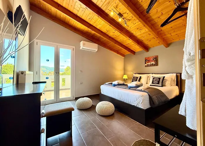 Private Muthee Luxurious Private Villa Laganas