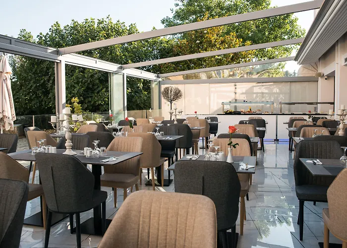 Ionis Art Hotel Λαγανάς