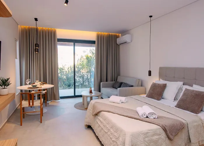 Andromahi Apartments & Suites Laganas