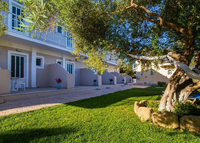 Kondarini'S Sea View Studios - Close To The Beach, By Zantewize Tsilivi 