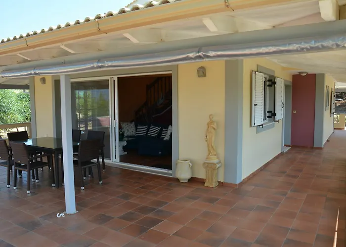 Vilas de Luxo em Zaquintos