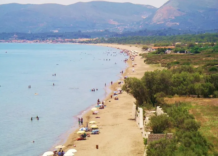 Plubis Studios Καλαμάκι